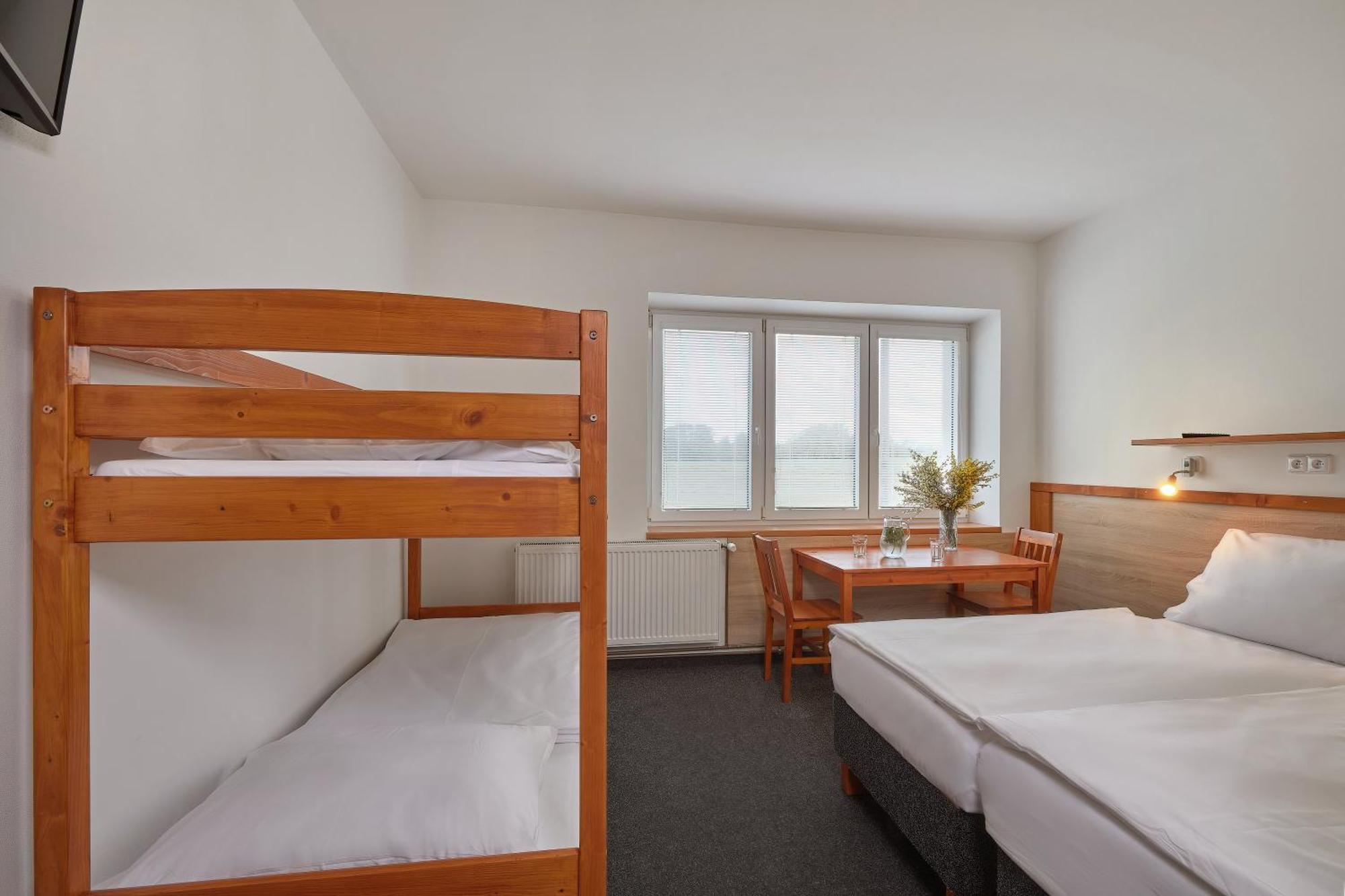 U Rybnika Smrcna Otel Nová Bystřice Dış mekan fotoğraf